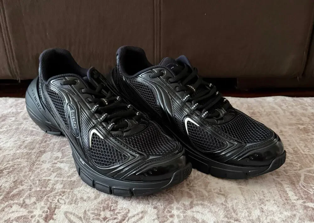 $1,025 NIB Givenchy TK-MX Runner Black Low Top Sneakers Shoes Leather 46(13)